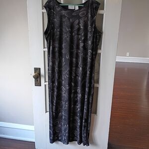 Liz Claiborne Plus Size Dress 2X Black WhLiz Claiborne Black and Gray Maxi Dress
